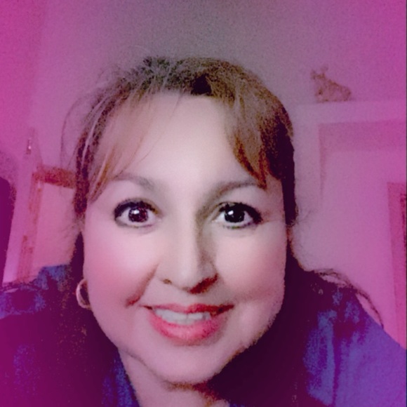 Meet your Posher, Pat - Picture 5 of 16